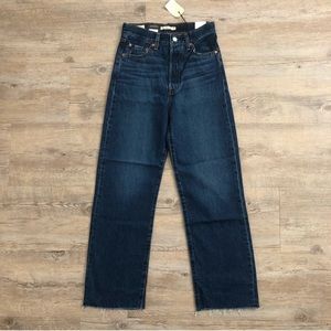 Levi’s RIBCAGE STRAIGHT ANKLE                                      Women’s 25x29